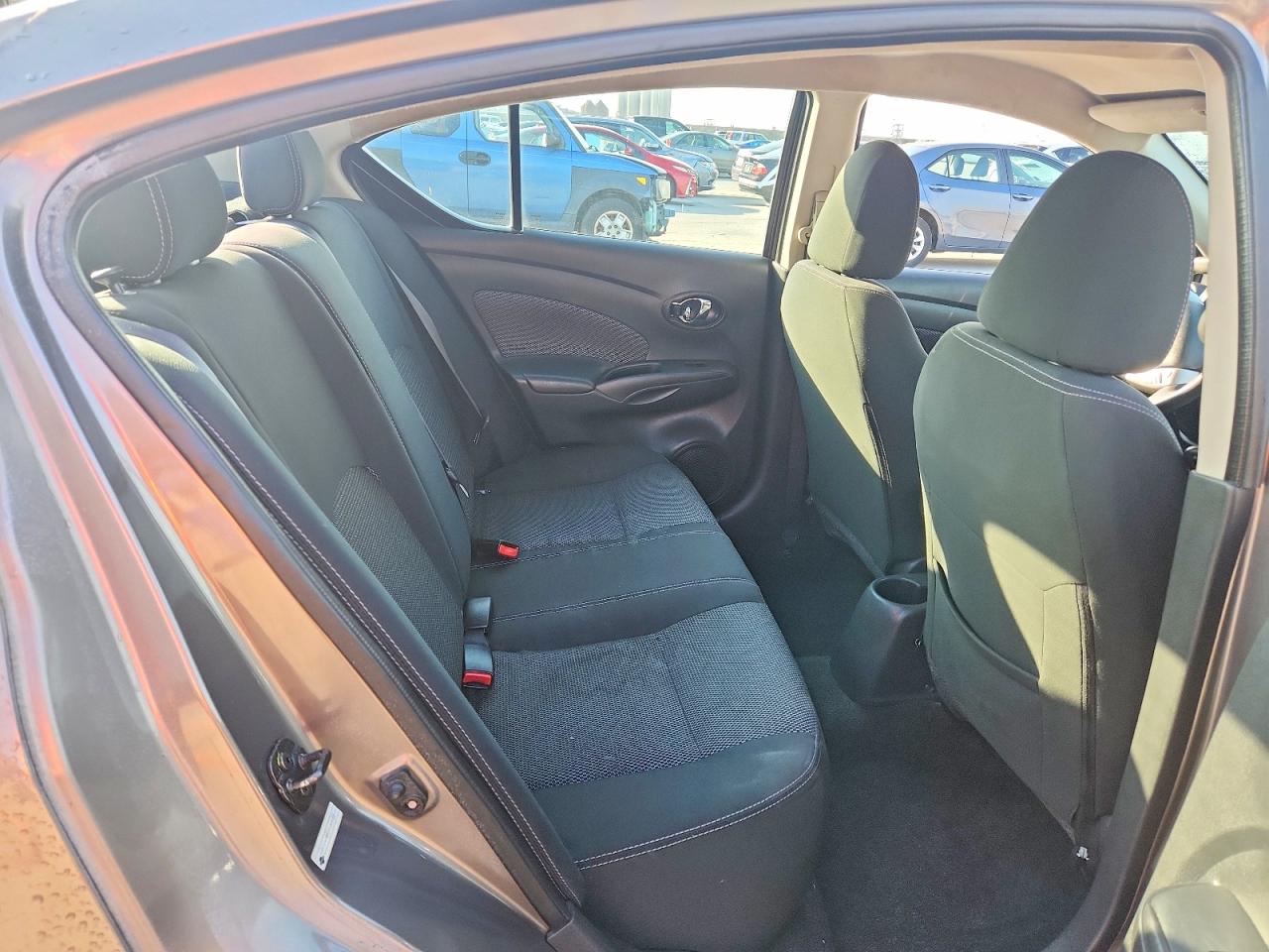 2017 NISSAN VERSA