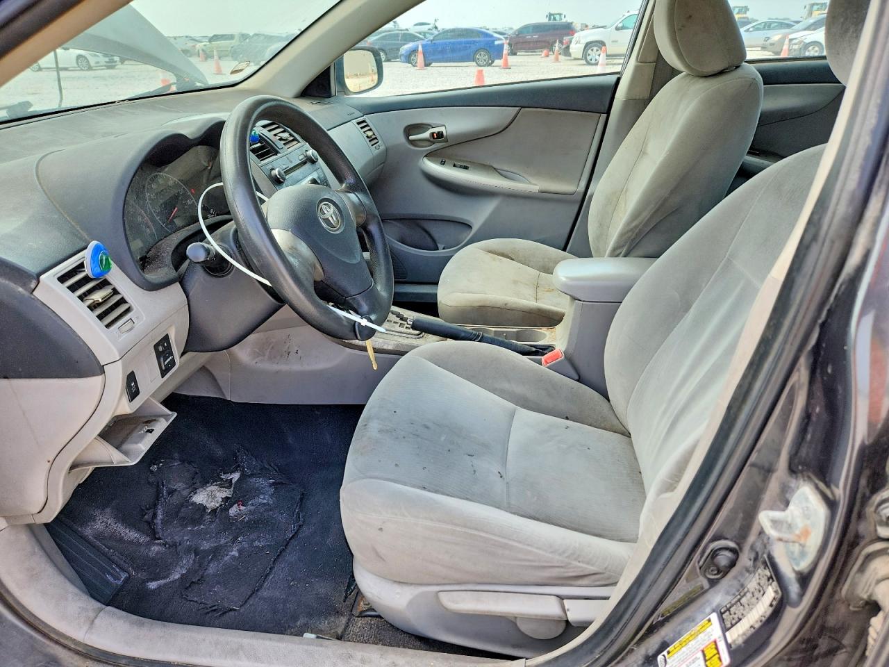 2011 TOYOTA COROLLA