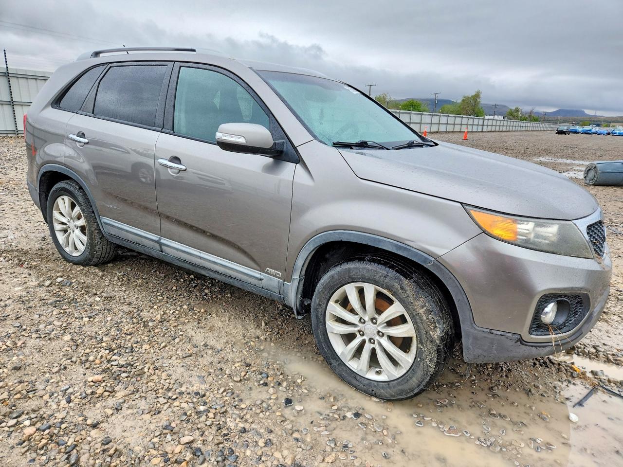 2011 KIA SORENTO