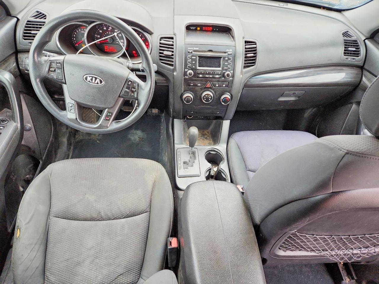 2011 KIA SORENTO