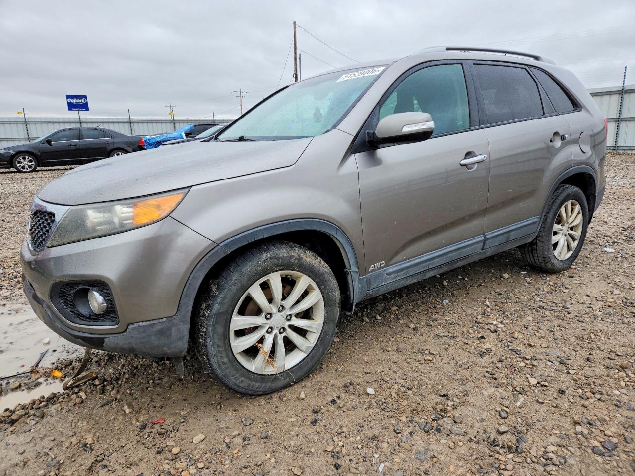 2011 KIA SORENTO