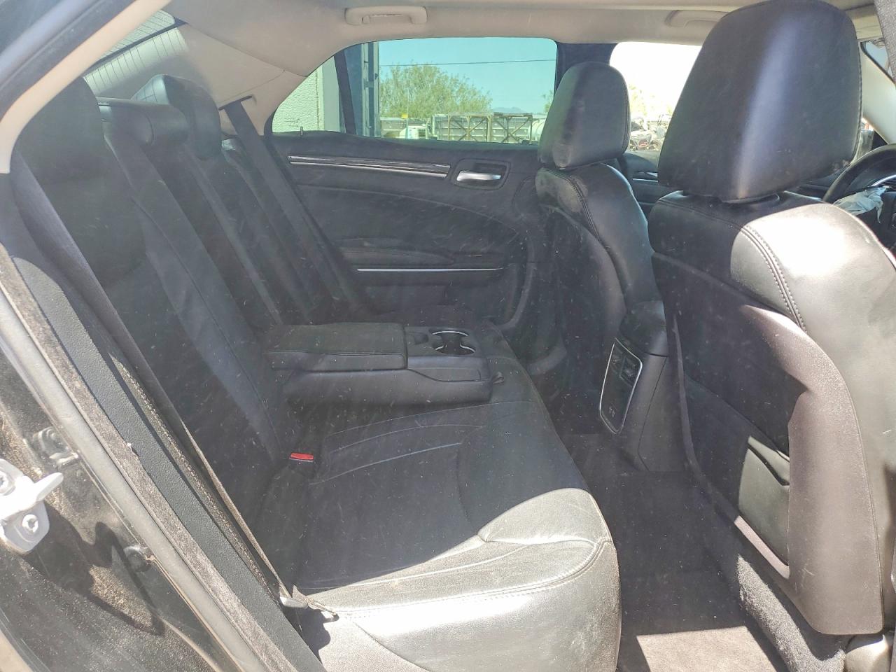 2016 CHRYSLER 300