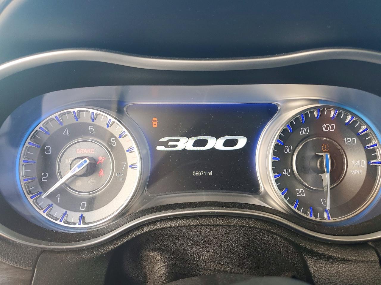 2016 CHRYSLER 300