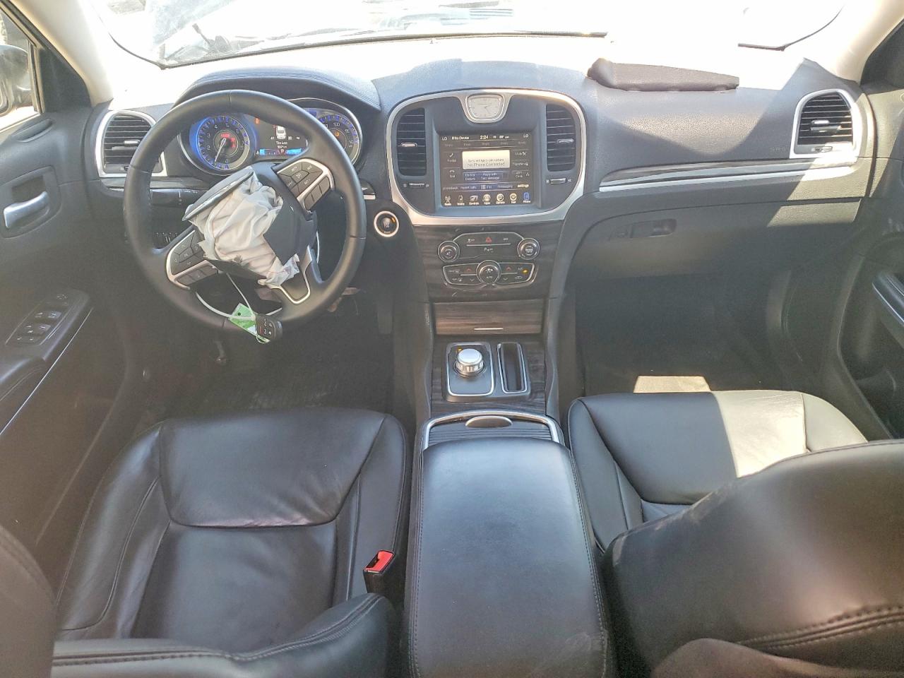 2016 CHRYSLER 300