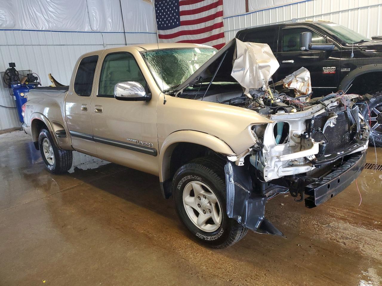 2003 TOYOTA TUNDRA