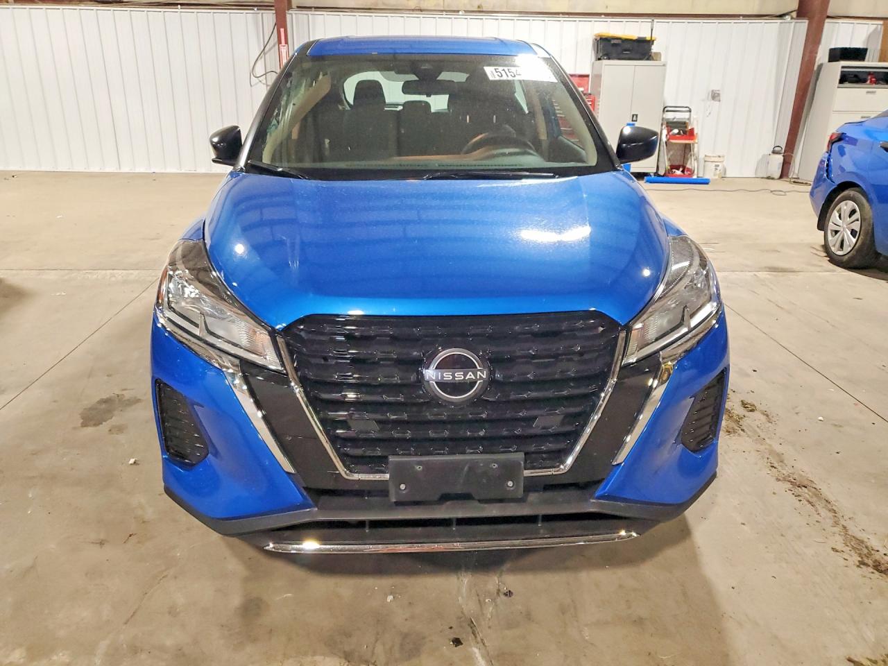 2024 NISSAN KICKS