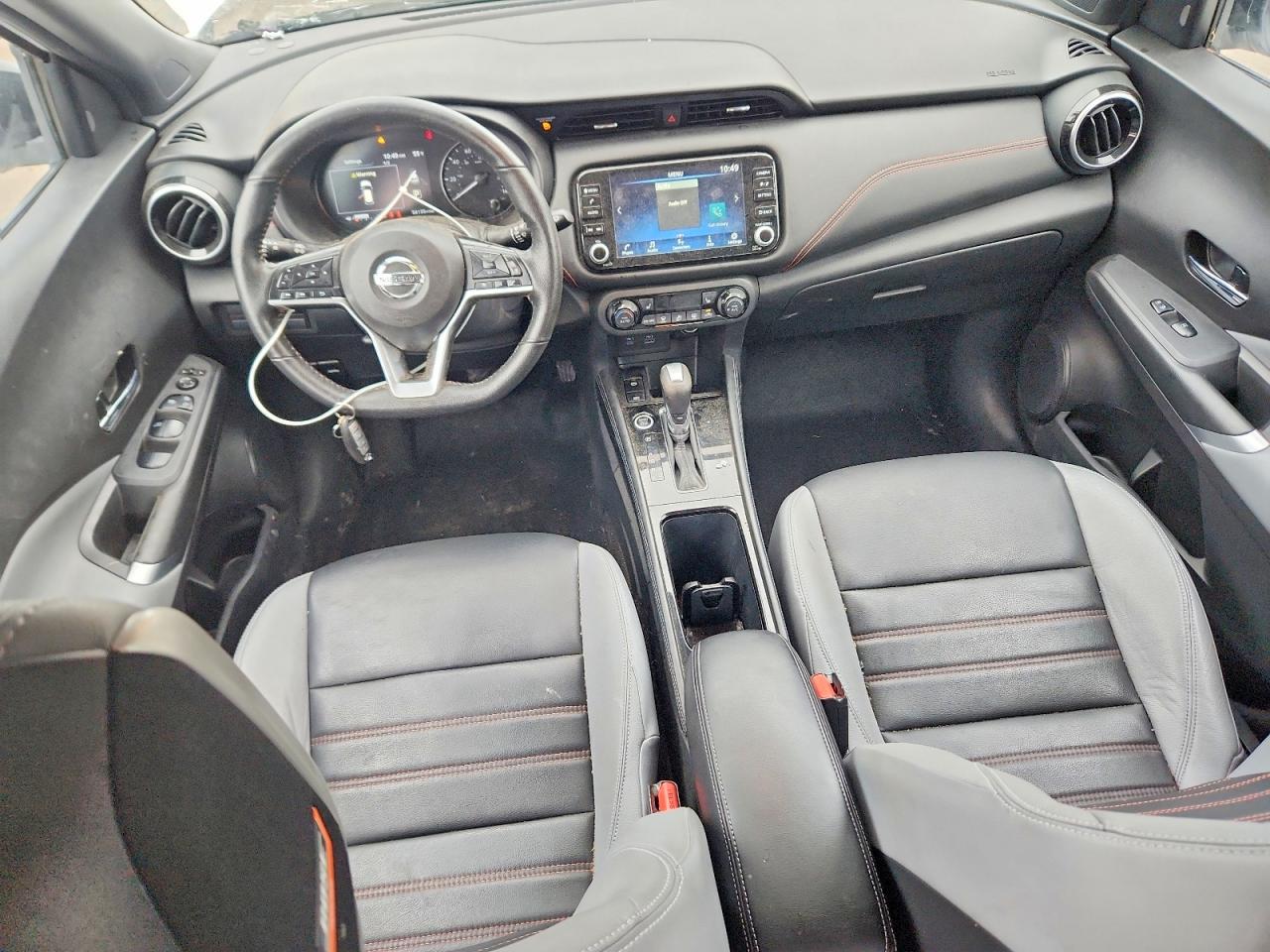 2021 NISSAN KICKS