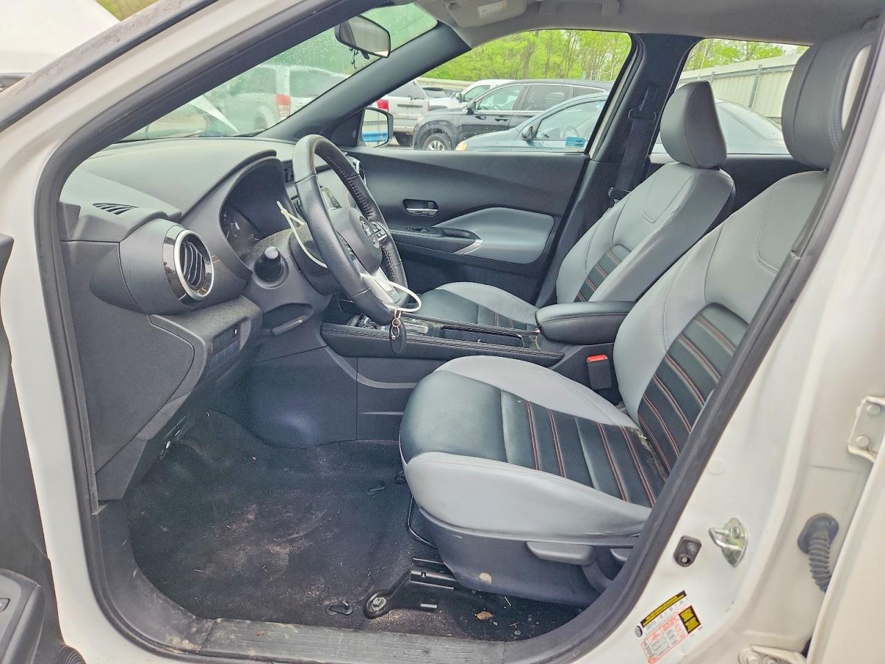 2021 NISSAN KICKS