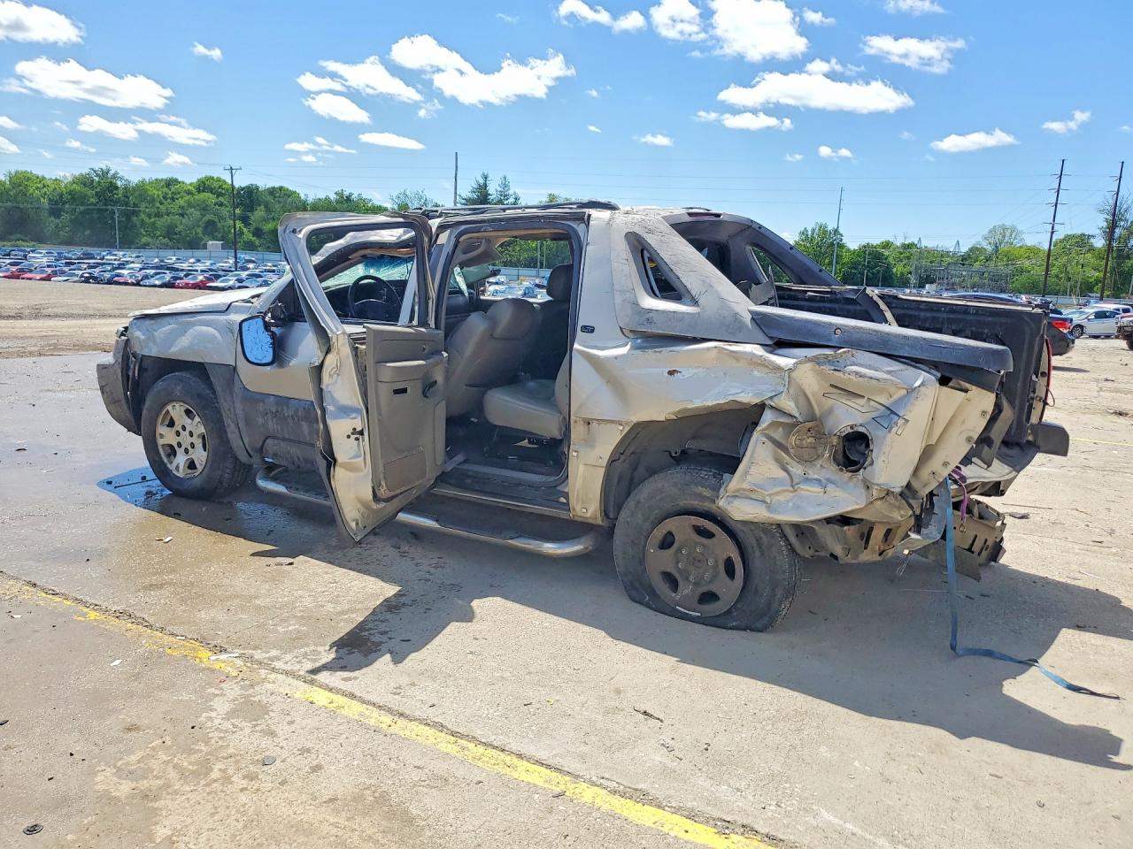 2005 CHEVROLET AVALANCHE