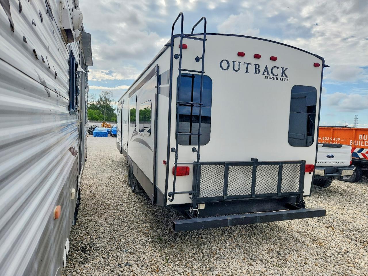 2018 OUTBACK RECREATION