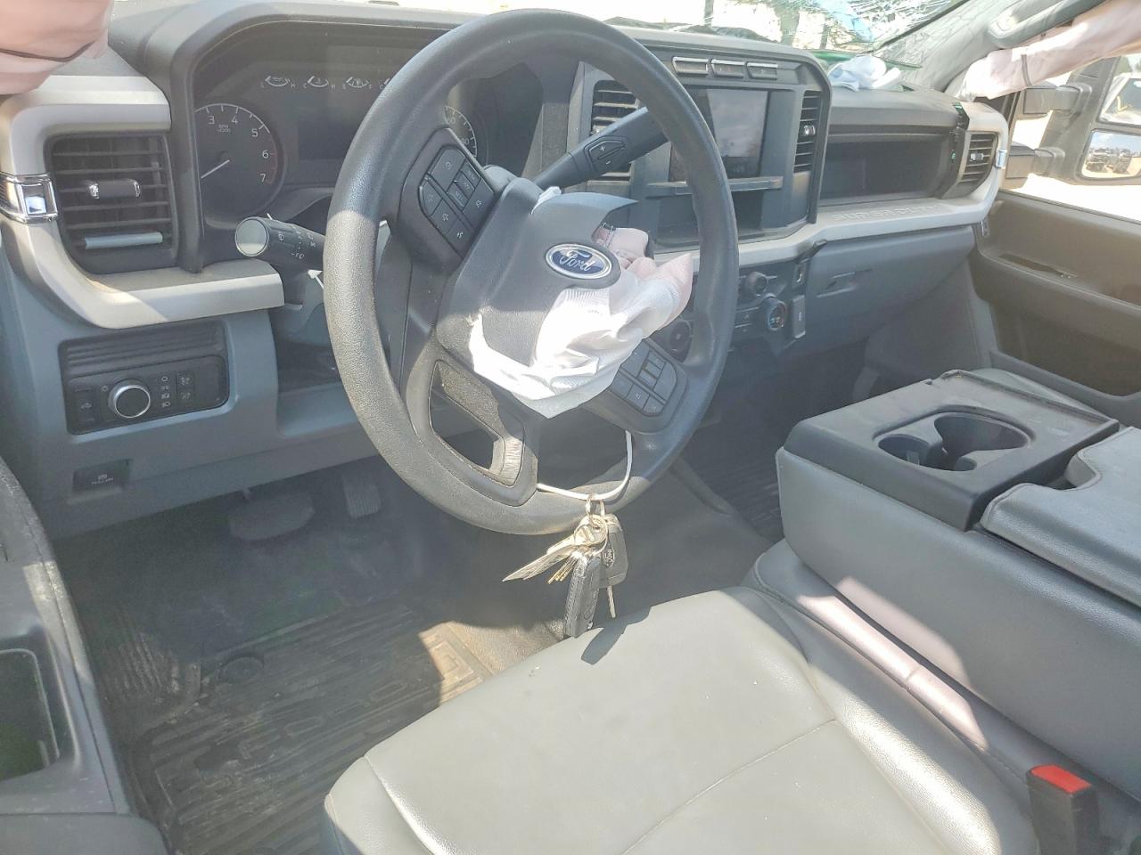 2024 FORD F250