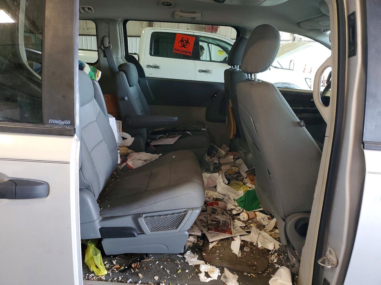 2008 CHRYSLER MINIVAN