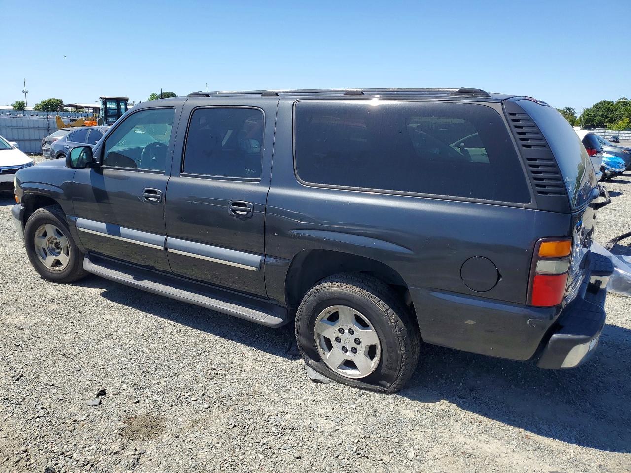 2004 CHEVROLET SUBURBAN