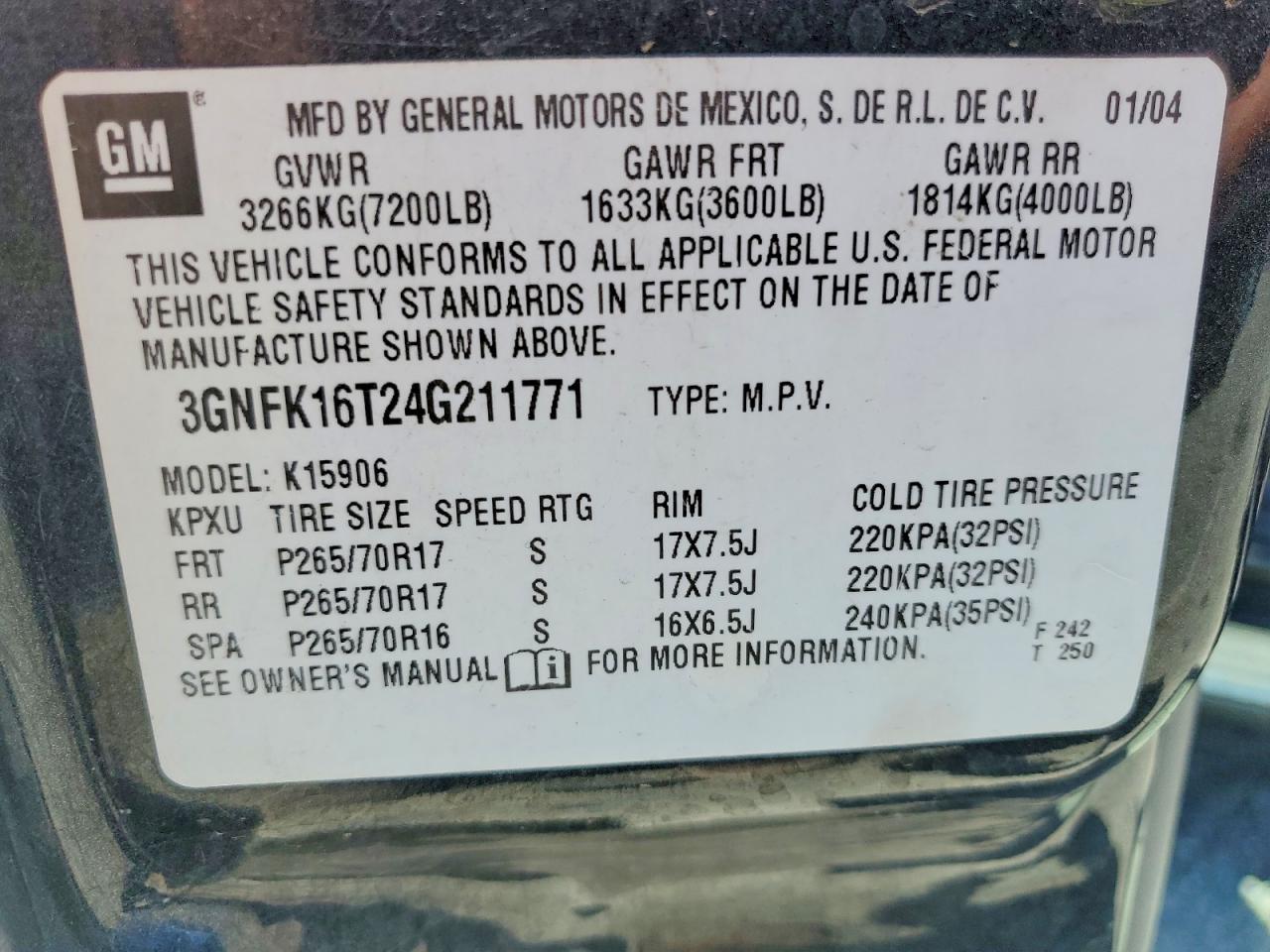 2004 CHEVROLET SUBURBAN