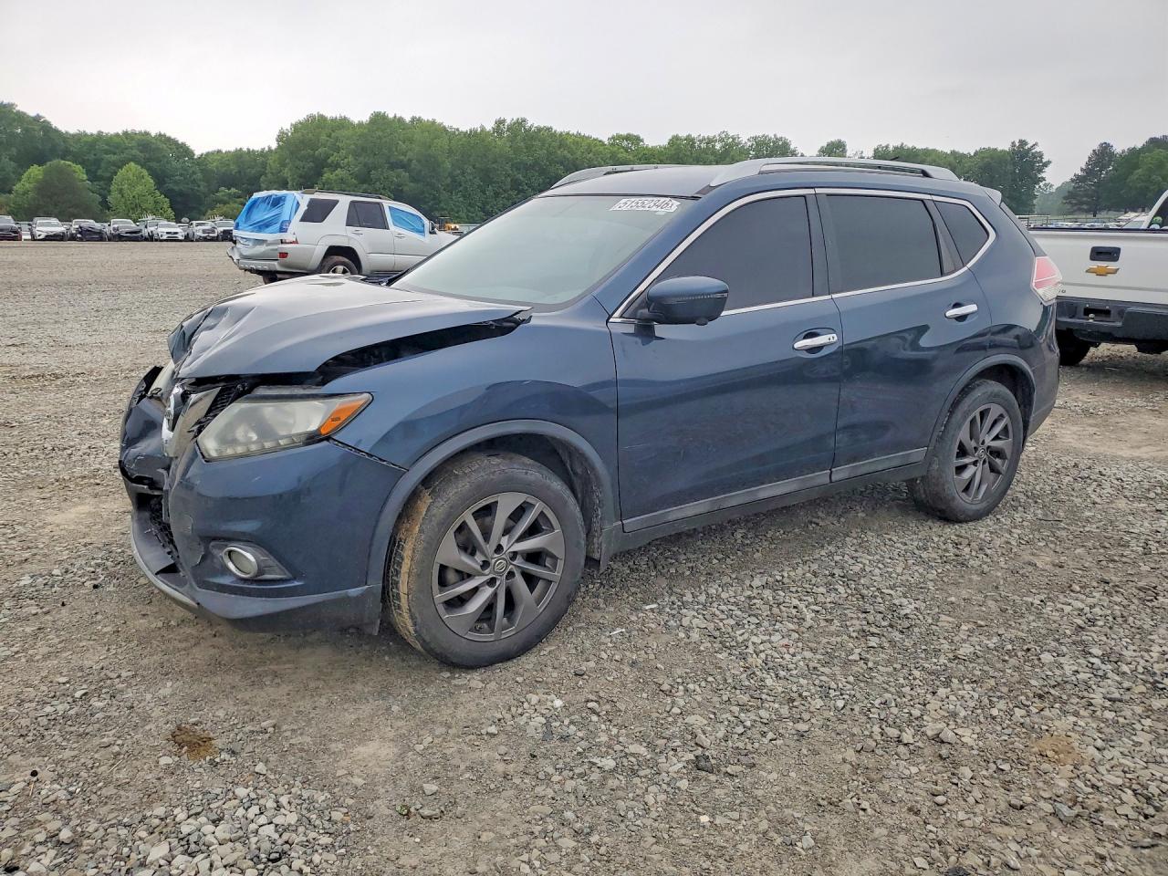 2016 NISSAN ROGUE
