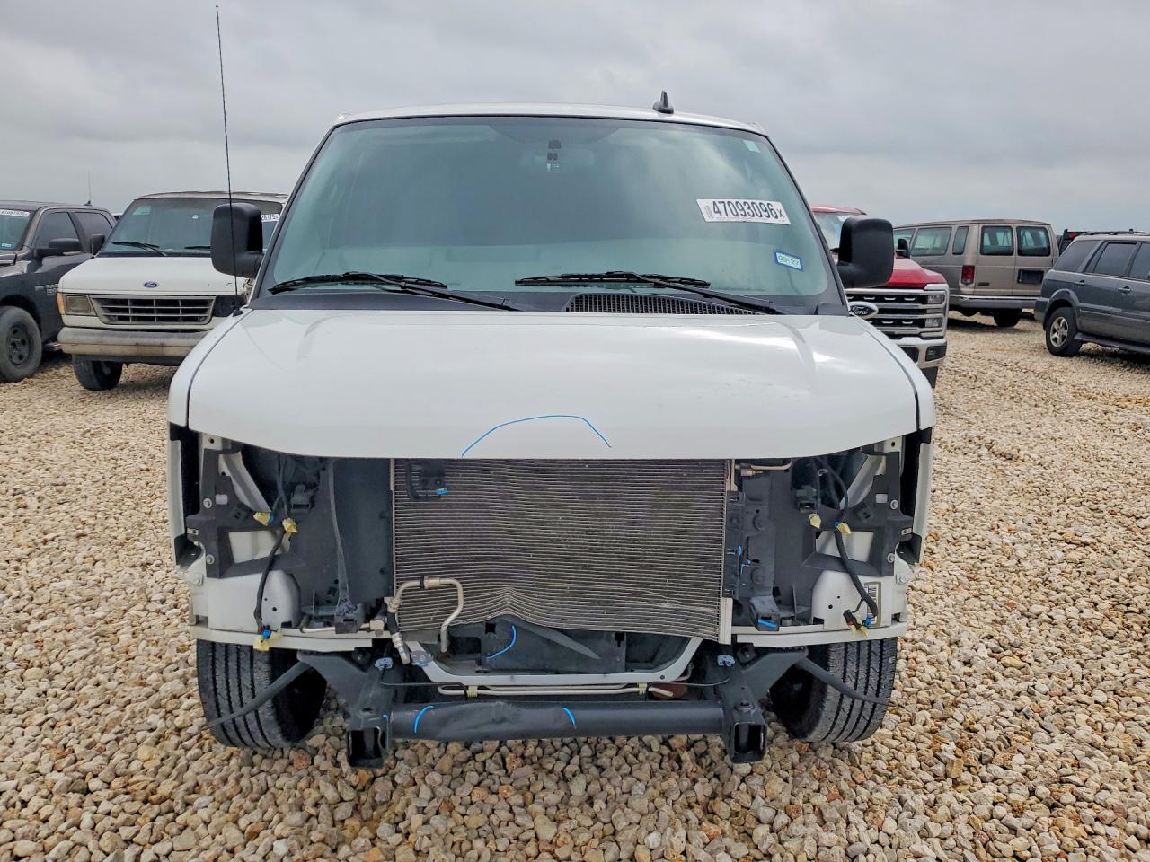 2024 CHEVROLET EXPRESS
