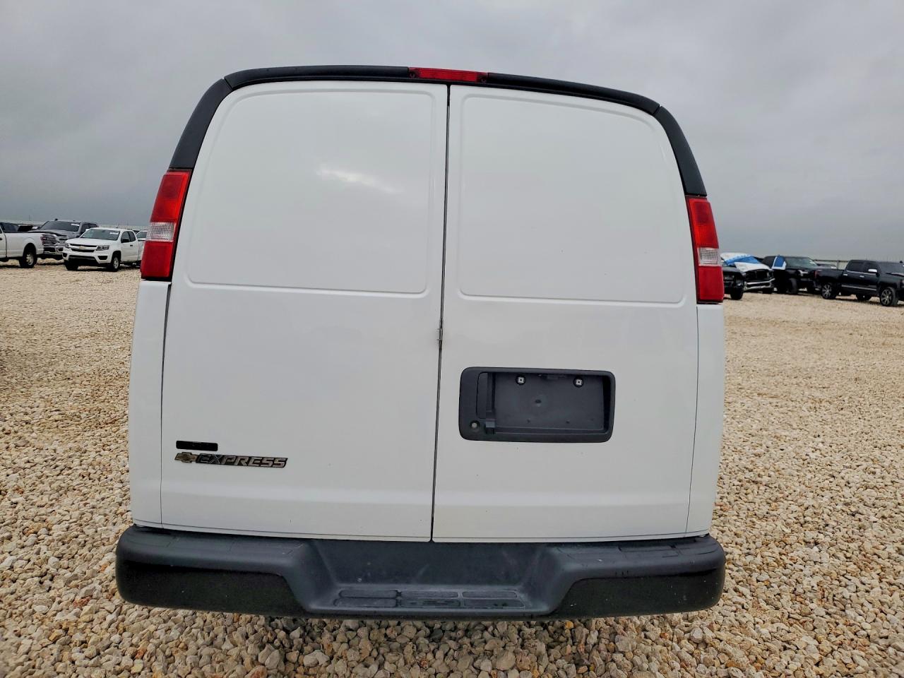 2024 CHEVROLET EXPRESS