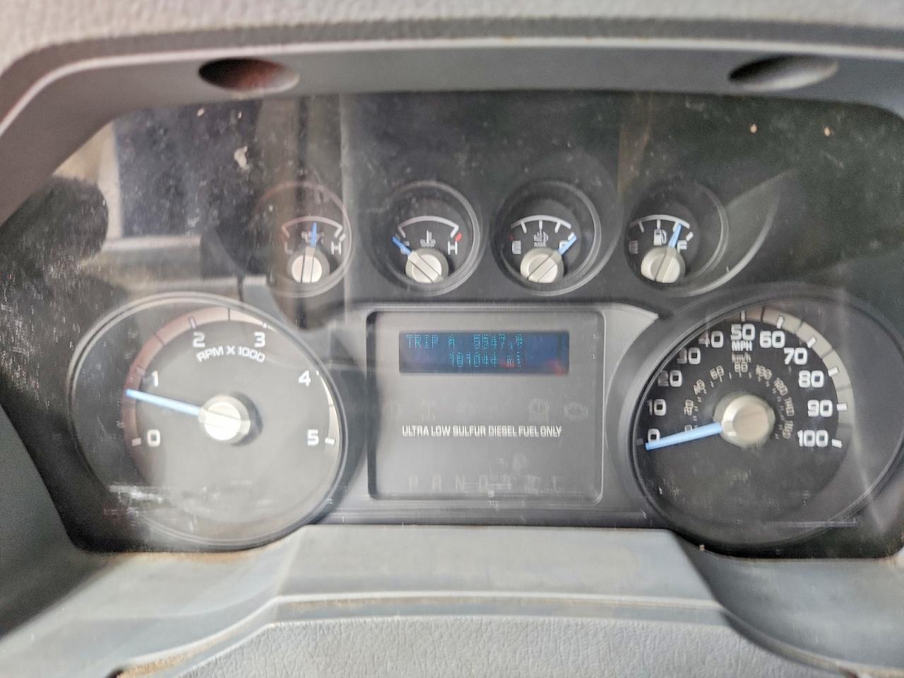 2012 FORD F750