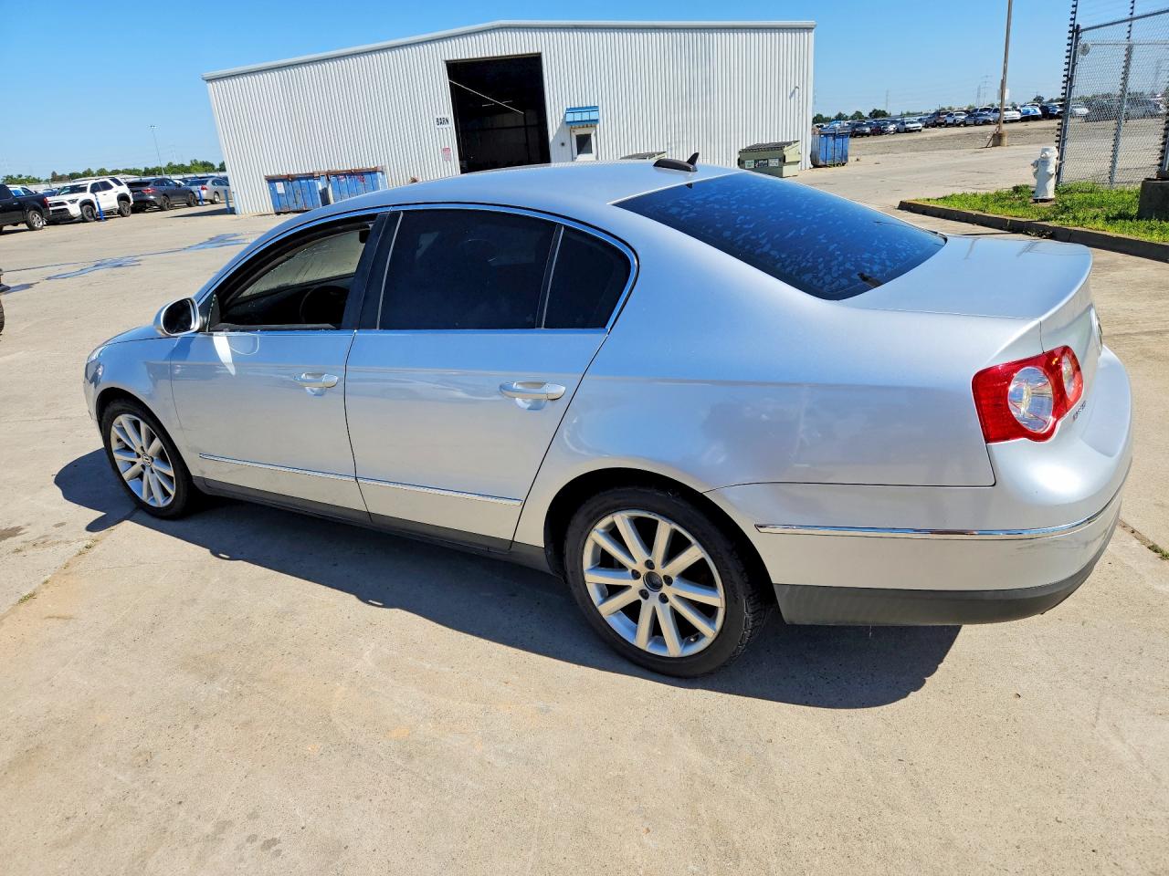 2006 VOLKSWAGEN PASSAT