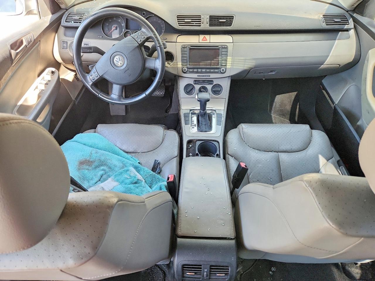 2006 VOLKSWAGEN PASSAT