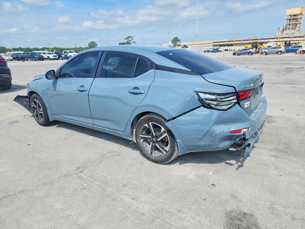2025 NISSAN SENTRA
