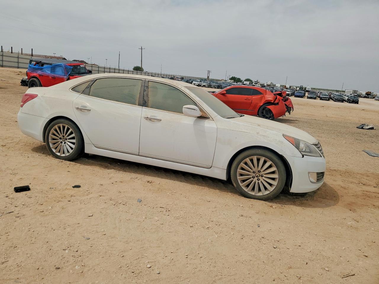 2016 HYUNDAI EQUUS