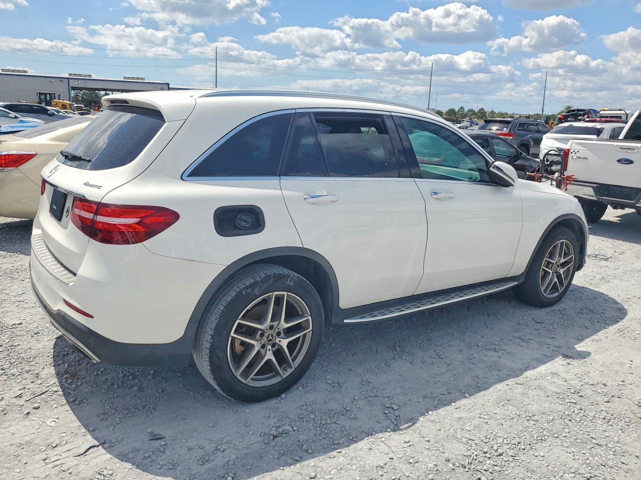 2019 MERCEDES-BENZ GLC-CLASS
