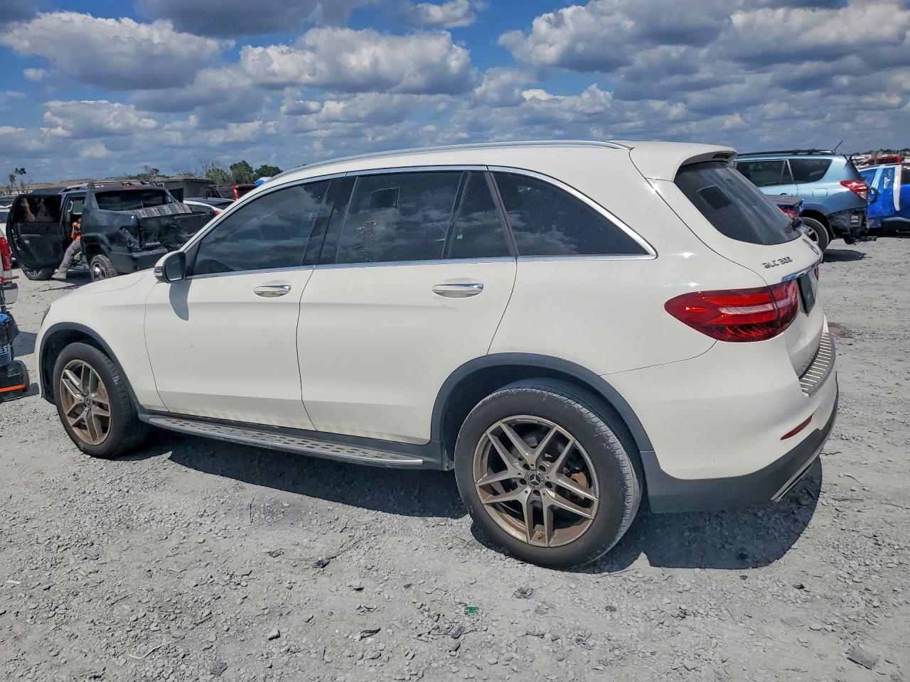 2019 MERCEDES-BENZ GLC-CLASS