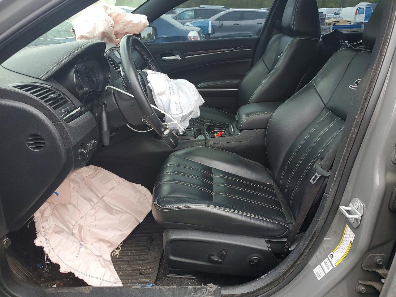 2019 CHRYSLER 300