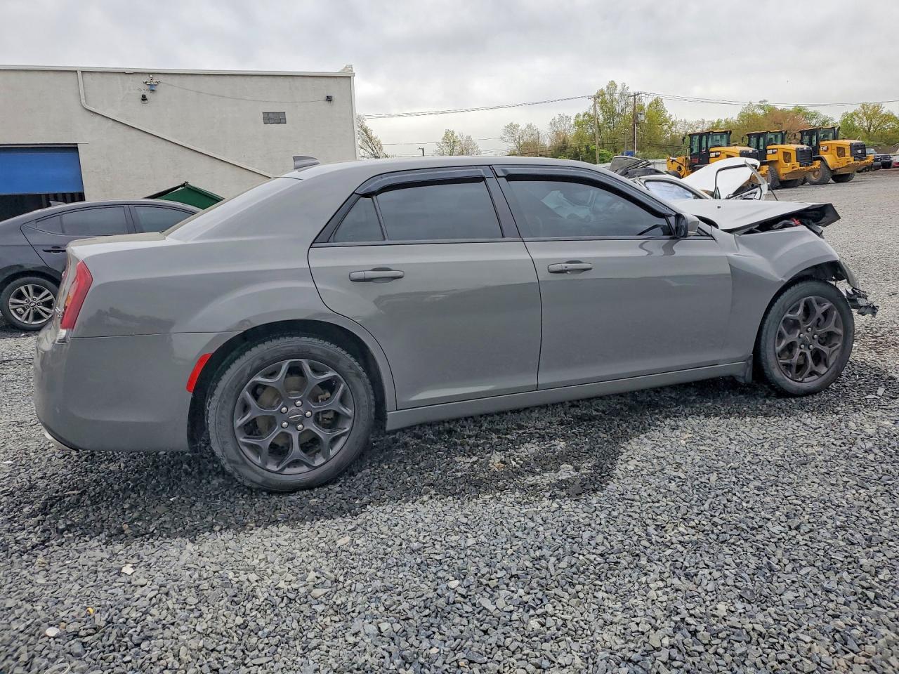 2019 CHRYSLER 300