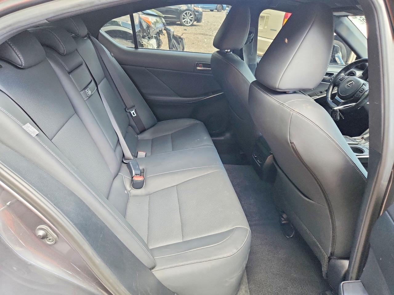 2023 LEXUS IS
