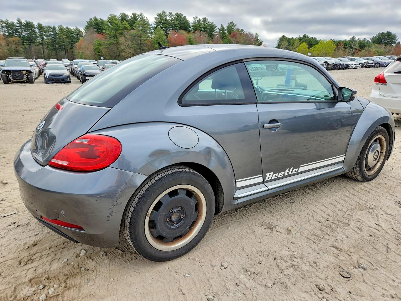 2012 VOLKSWAGEN BEETLE