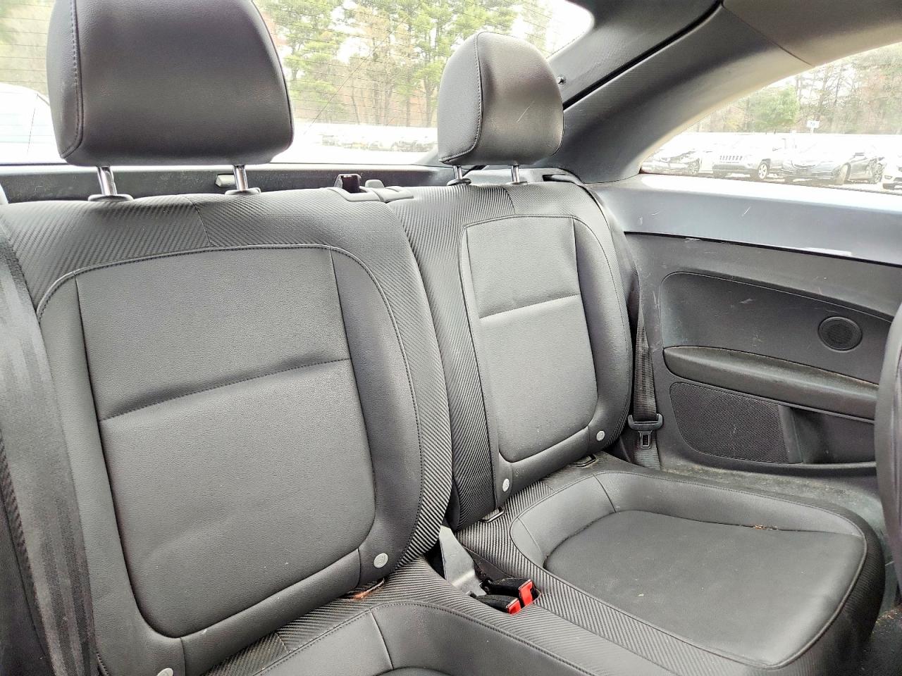 2012 VOLKSWAGEN BEETLE