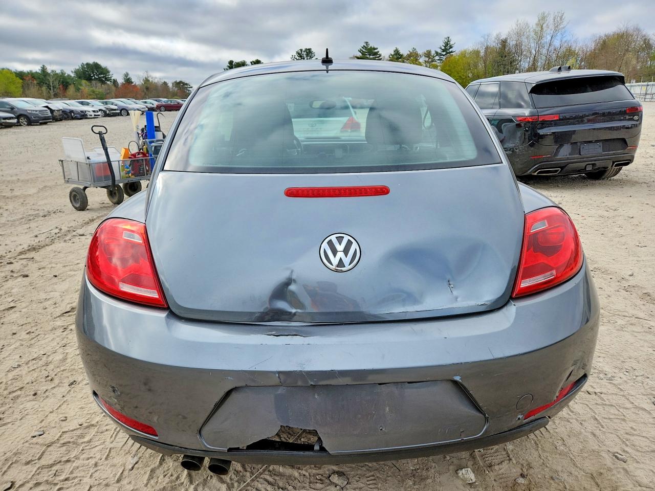 2012 VOLKSWAGEN BEETLE