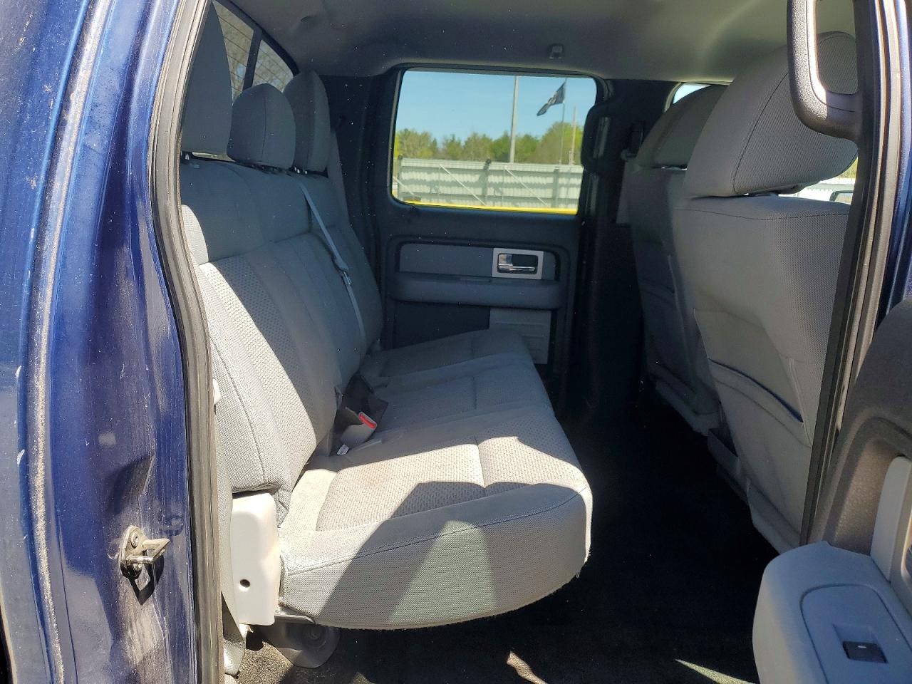 2011 FORD F150
