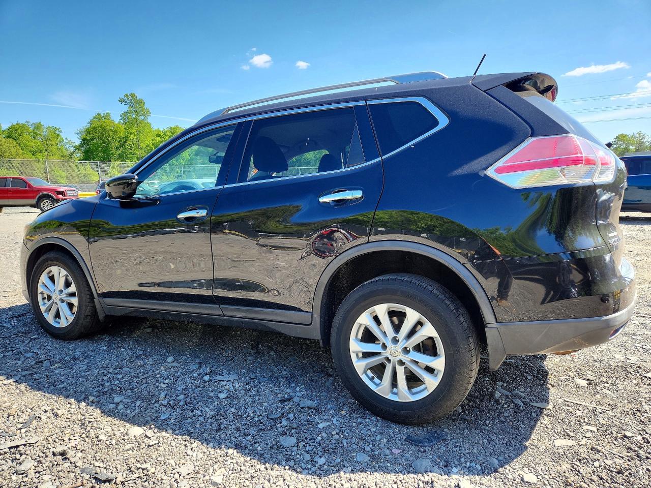 2016 NISSAN ROGUE