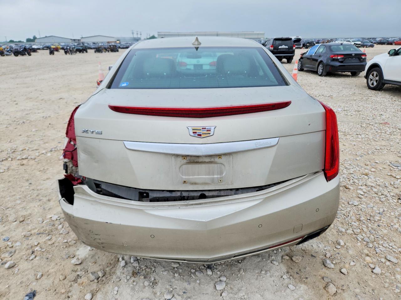 2016 CADILLAC XTS