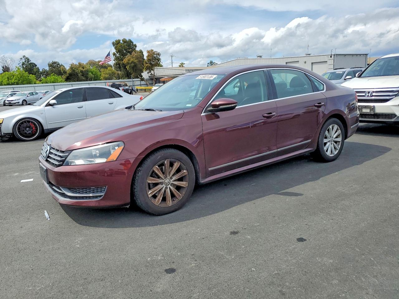 2012 VOLKSWAGEN PASSAT