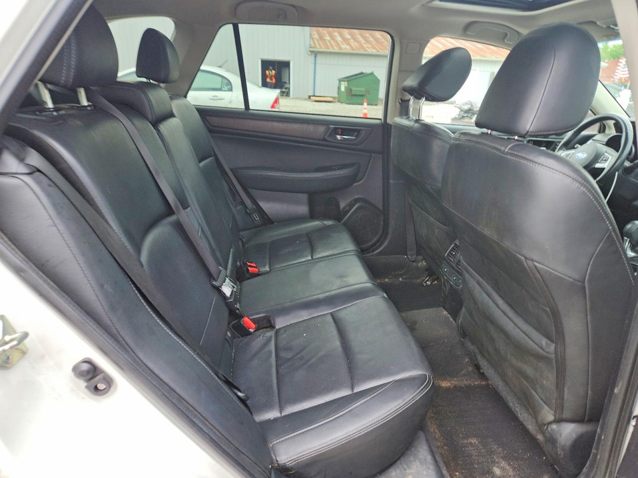 2017 SUBARU OUTBACK
