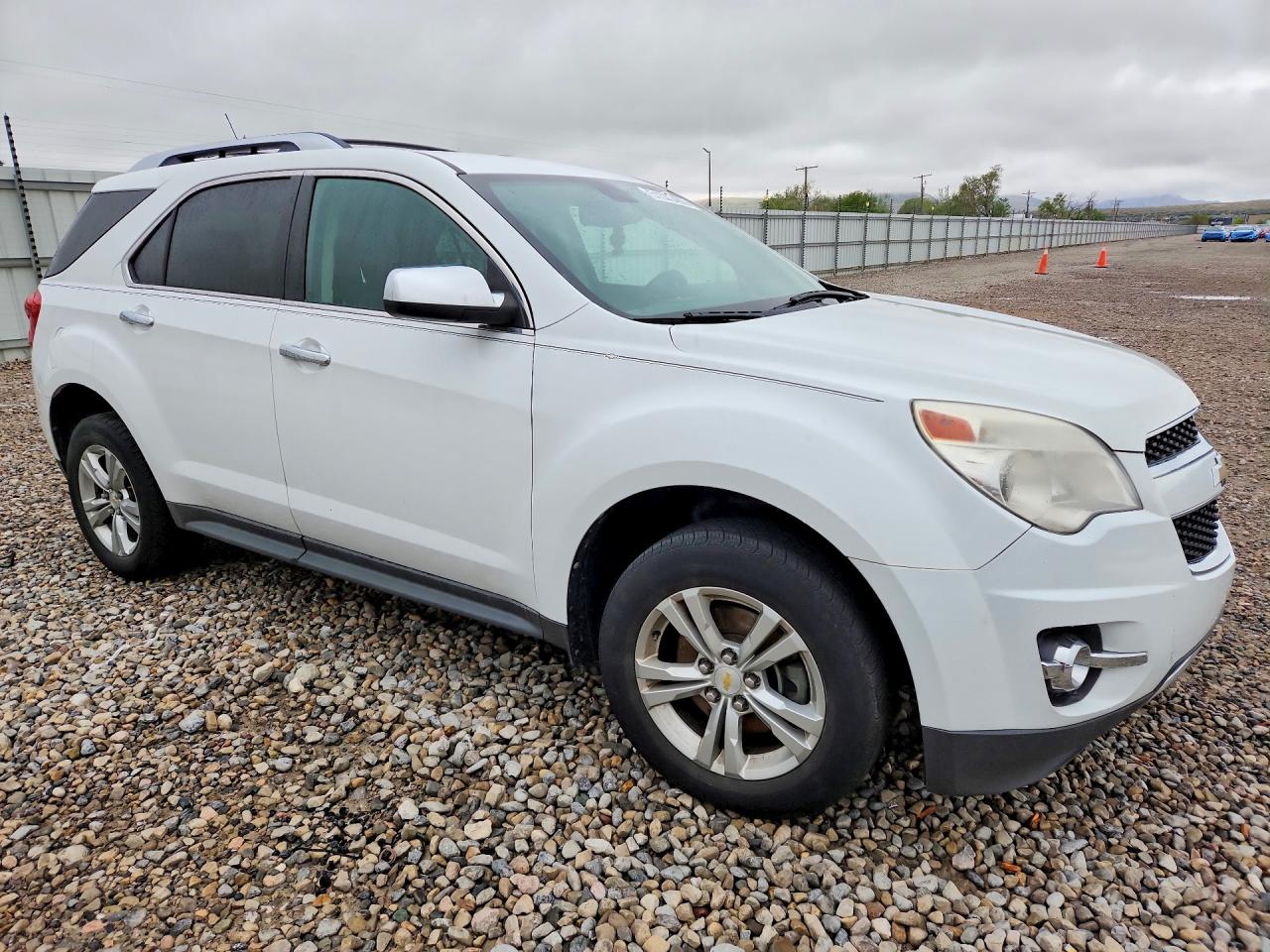 2011 CHEVROLET EQUINOX