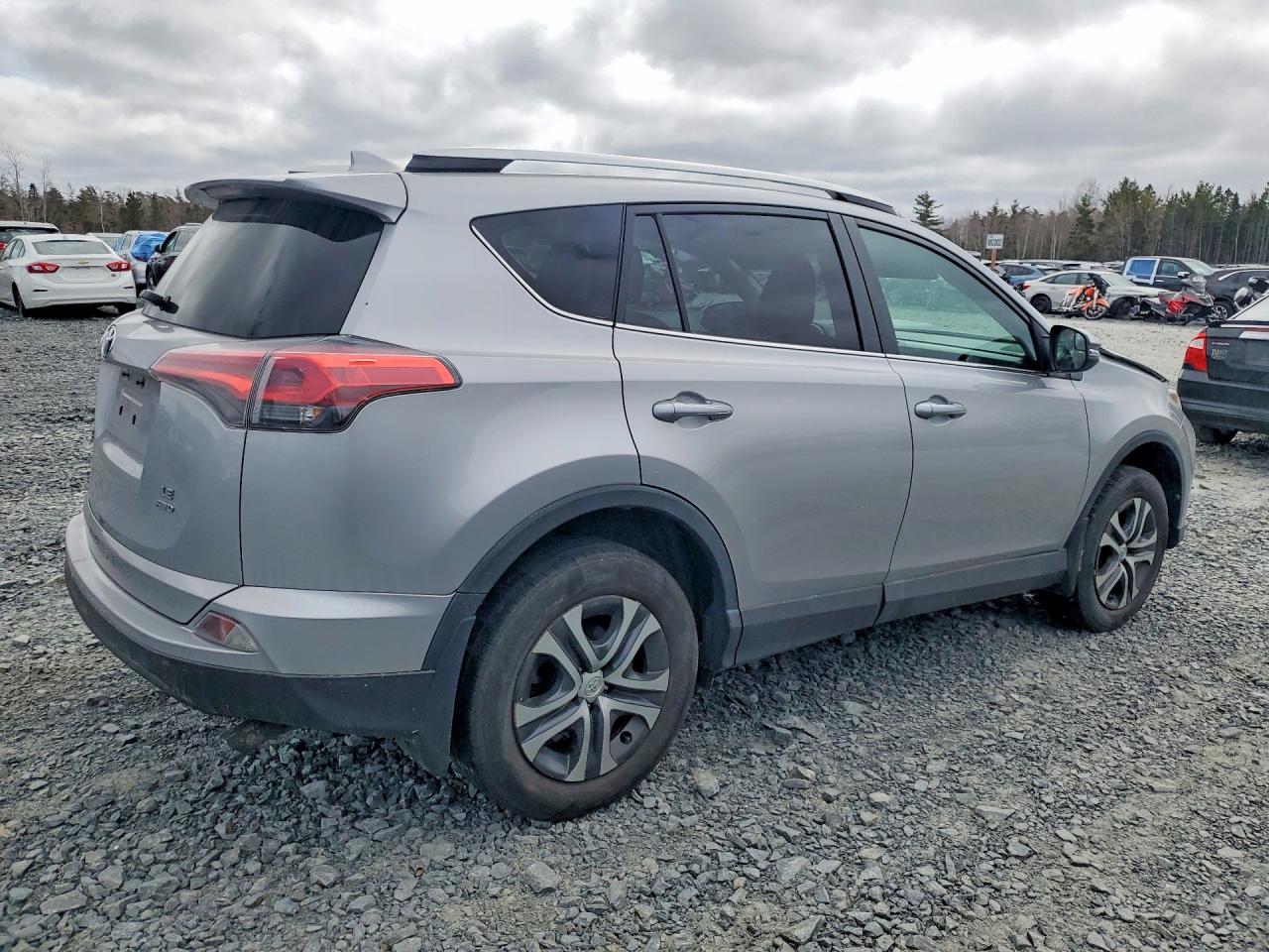 2016 TOYOTA RAV4