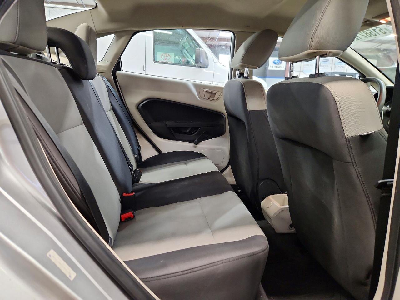 2013 FORD FIESTA
