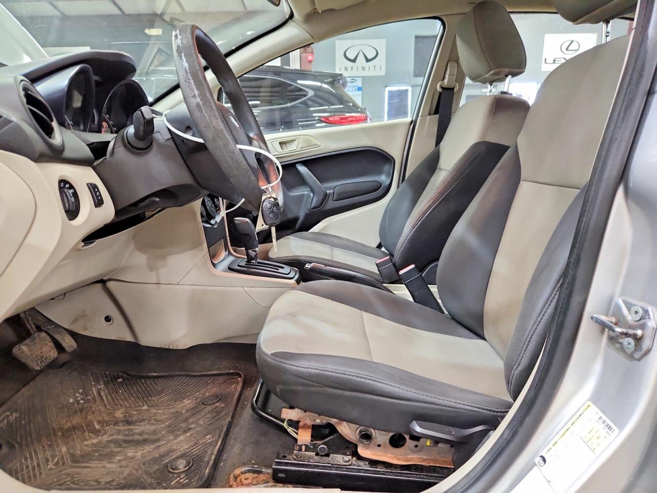 2013 FORD FIESTA