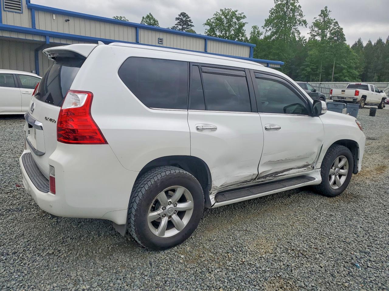 2011 LEXUS GX