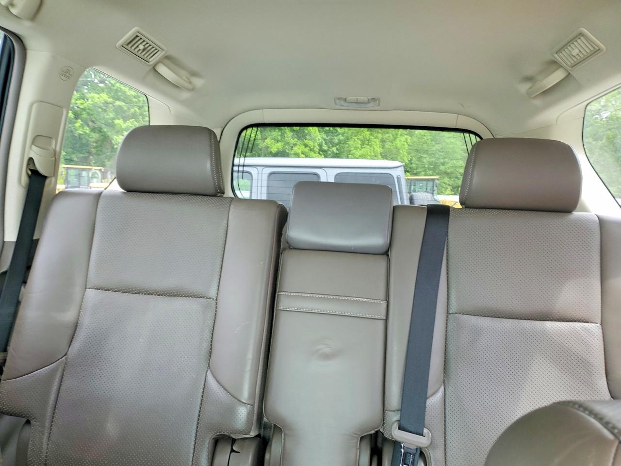 2011 LEXUS GX