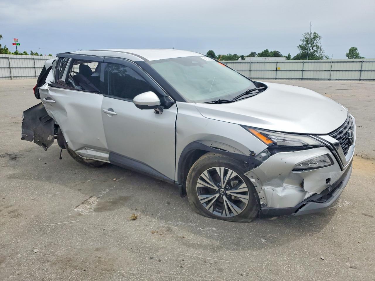 2021 NISSAN ROGUE