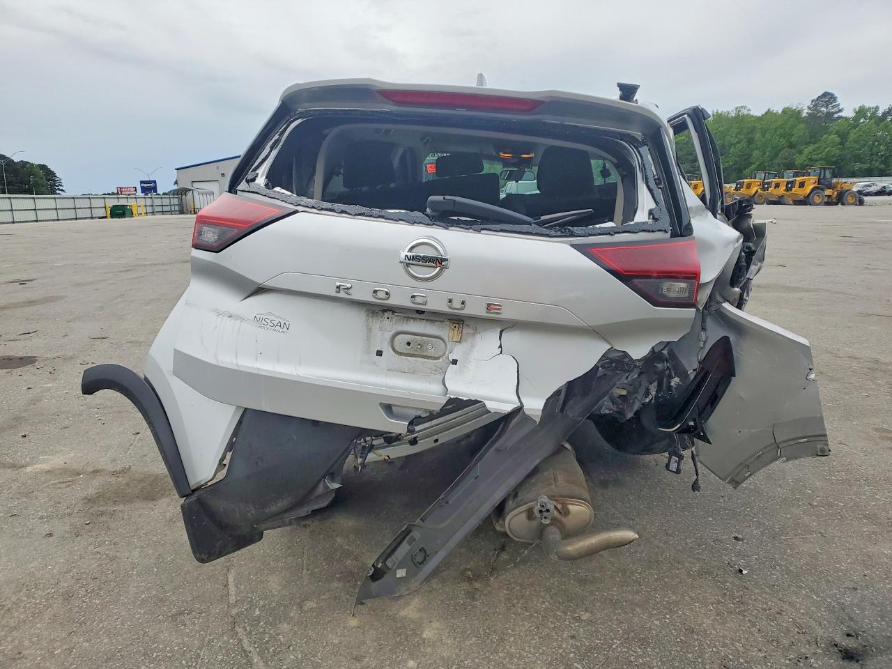 2021 NISSAN ROGUE