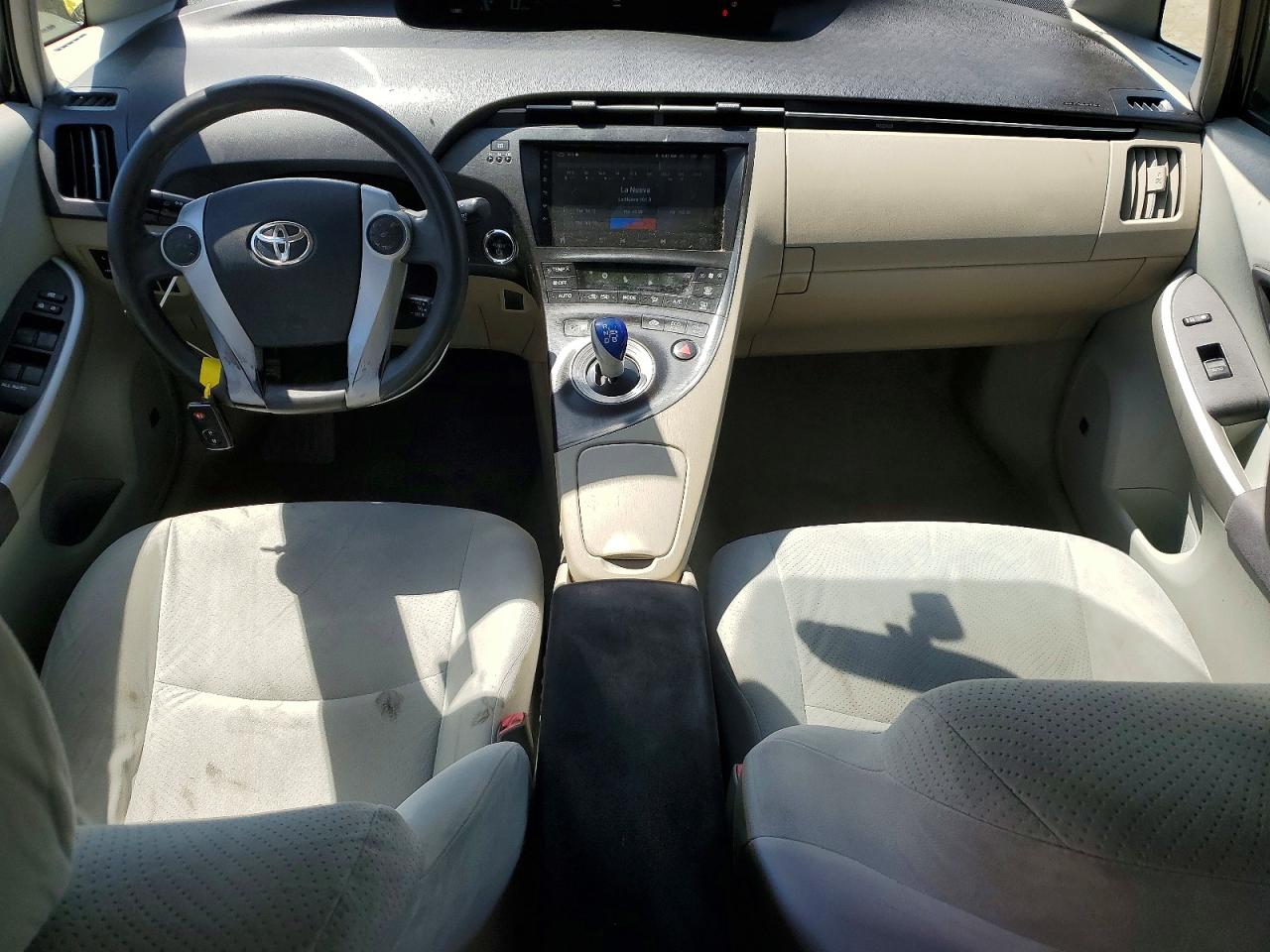 2011 TOYOTA PRIUS