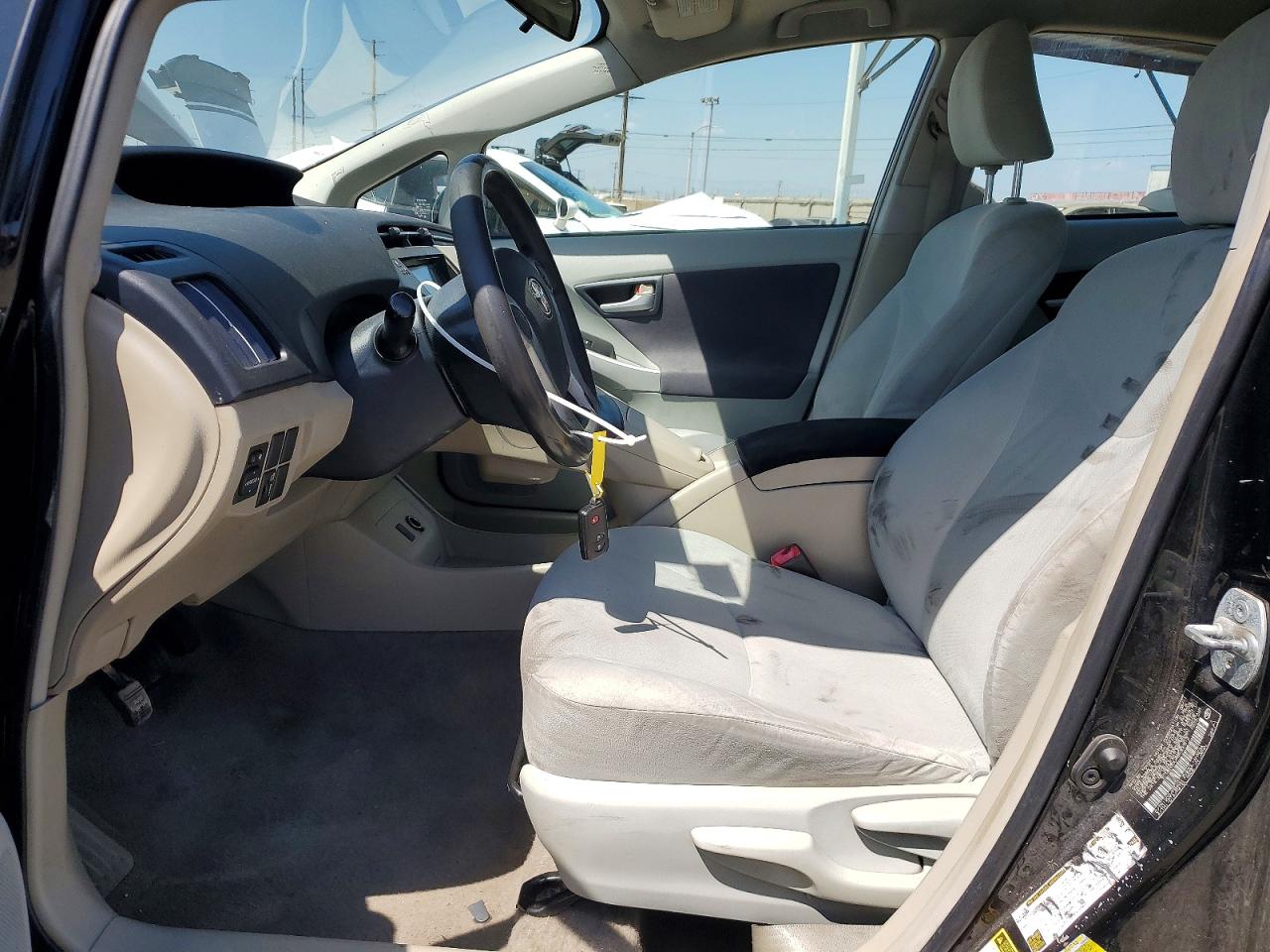 2011 TOYOTA PRIUS