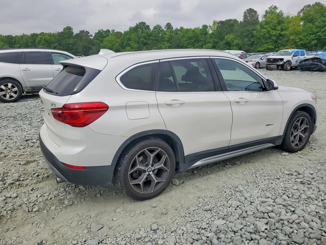 2016 BMW X1